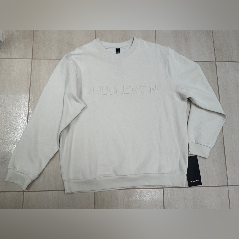 NWT Lululemon Steady State Crew Graphic in Bone in size M